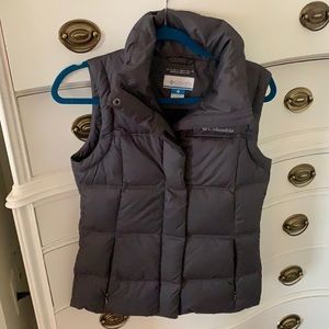 Columbia vest
